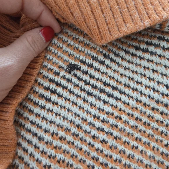 Aelfric Eden Scenic Crewneck Sweater in Blue, Cream & Orange Size M - Picture 9 of 11